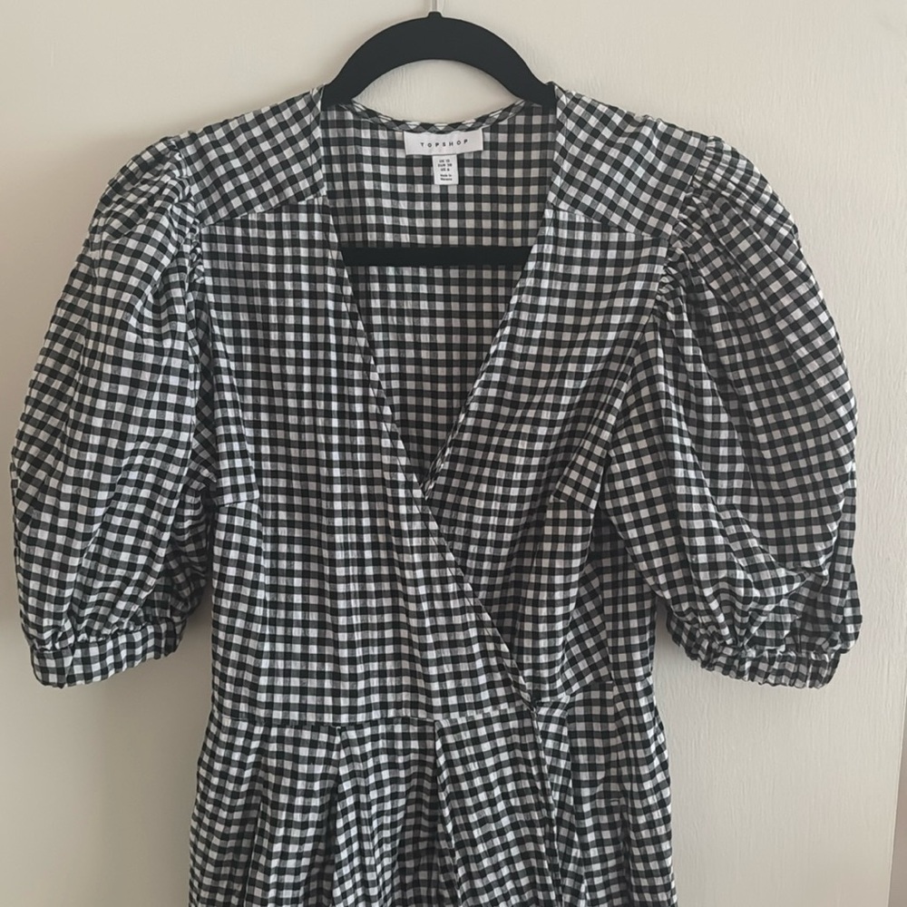 TOPSHOP Gingham Plaid Black/White Puff Sleeve Tulip Wrap Dress Size 6